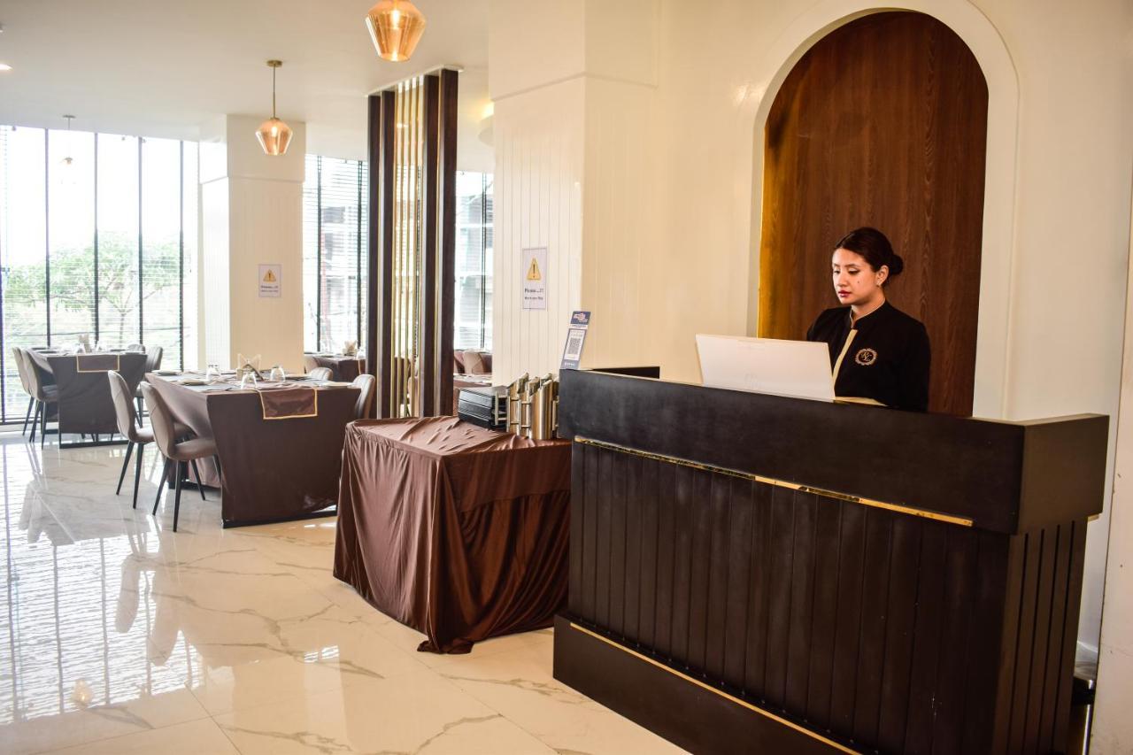 Royale Lalawi Hotel Āīzawl Eksteriør bilde